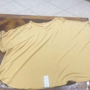 STYLUS Women's Top in Mustard Yellow
